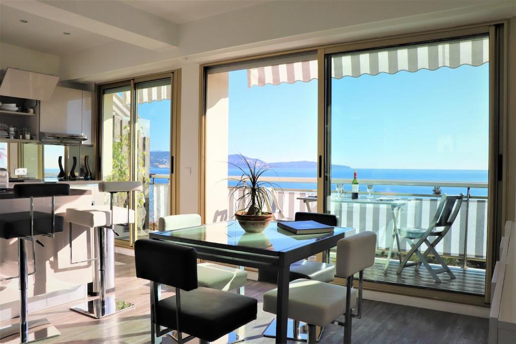 2 Rooms, New, Incredible View of Promenade des Anglais