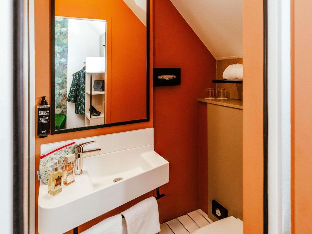ibis Styles Luxembourg Centre Gare photo