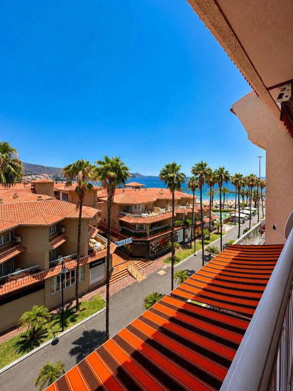 Golden Mile Apartment Steps from Las Vistas Beach