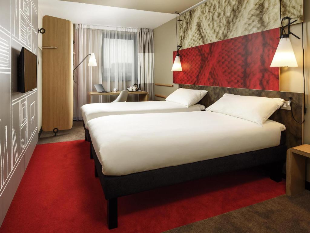 ibis Swansea - 