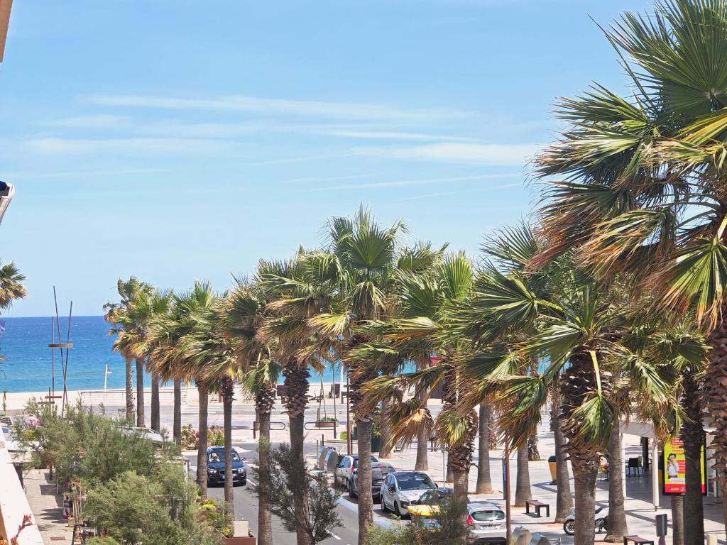 Appartement T3 avec parking, vue mer & montagne