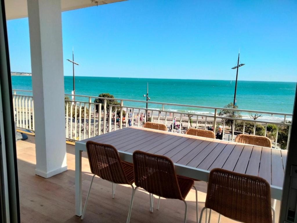 Superbe appartement face mer - 5 pers. - FR-1-331-236