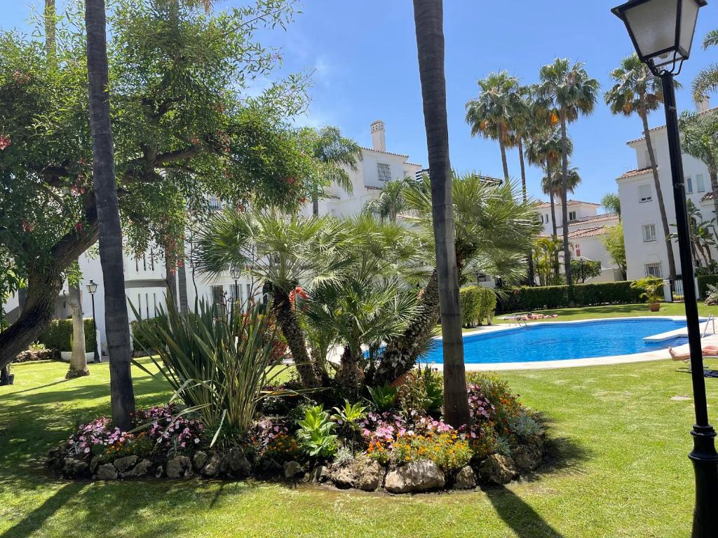 Golf & Pool Oasis near Puerto Banús