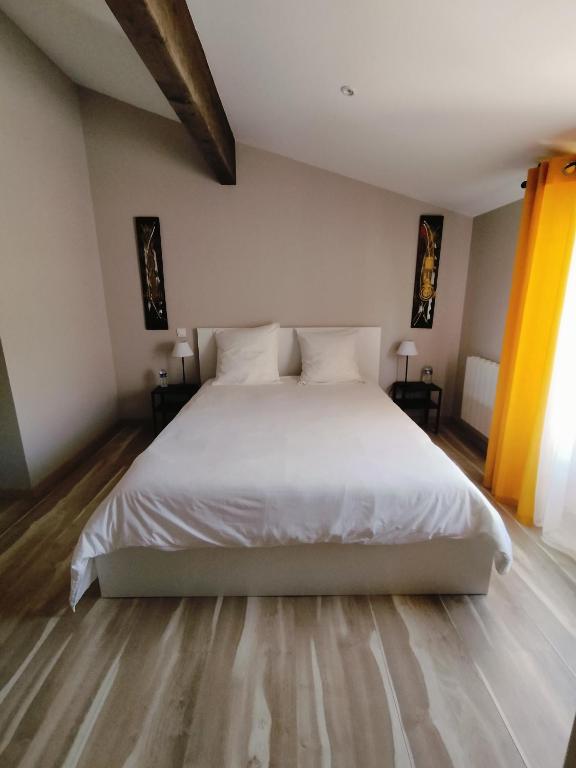 Au clocher - Habitación Doble Con Baño Privado