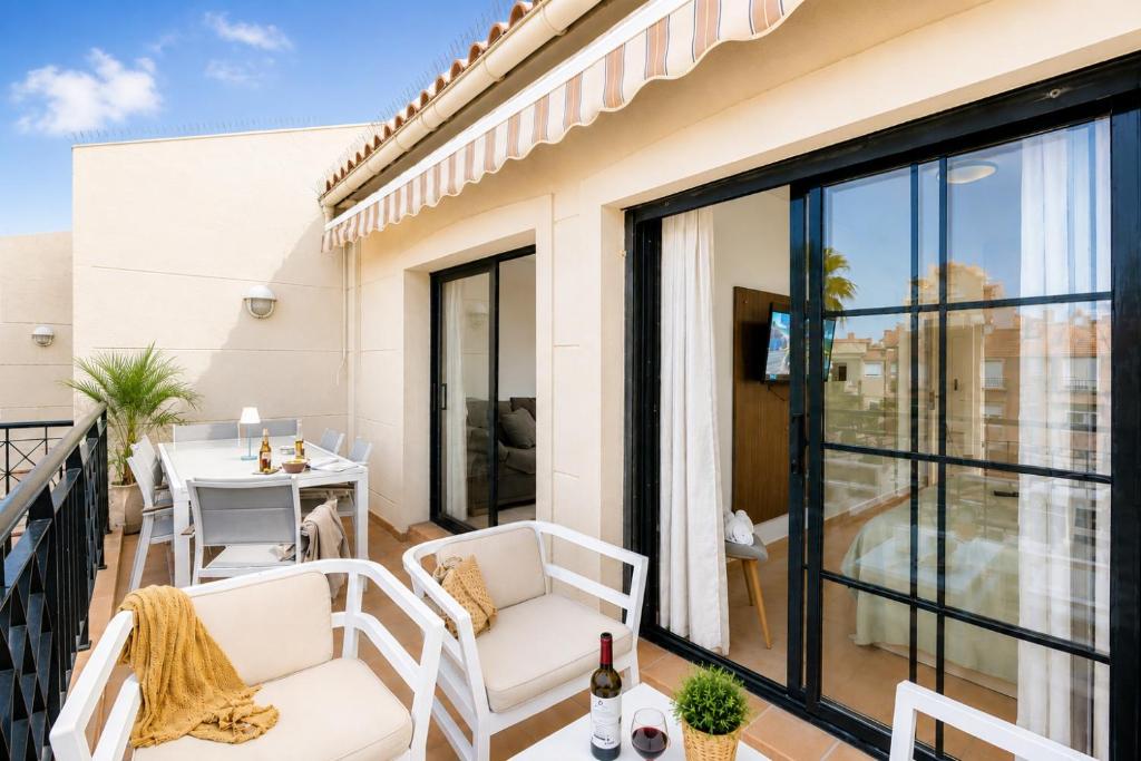 1 Bellamar bright apartment La Caleta