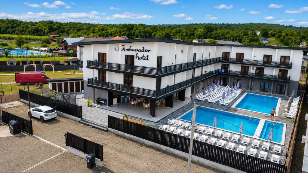 an aerial view of a hotel with a swimming pool at AMBASSADOR in Solotvyno