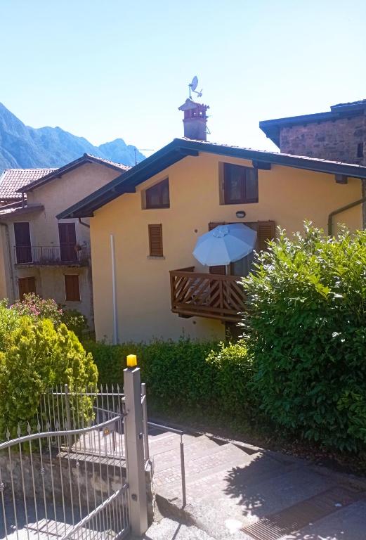 Casa Caterina - Riva di Solto - Iseo Lake - Haus Mit 1 Schlafzimmer