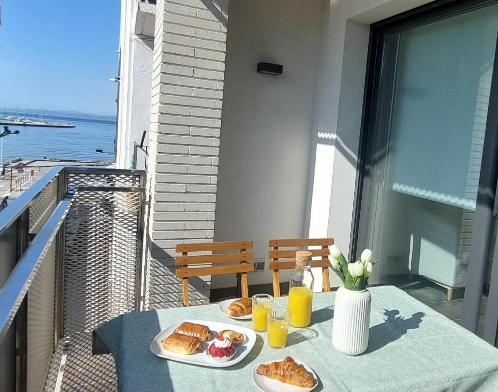 Apartamento cerca de la playa con parking