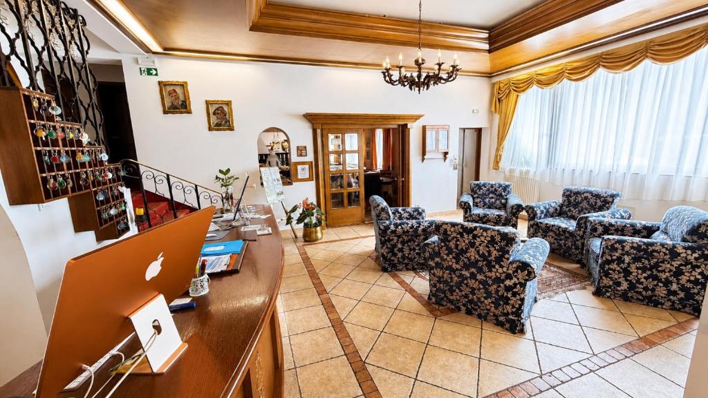 Hotel Regina Delle Dolomiti