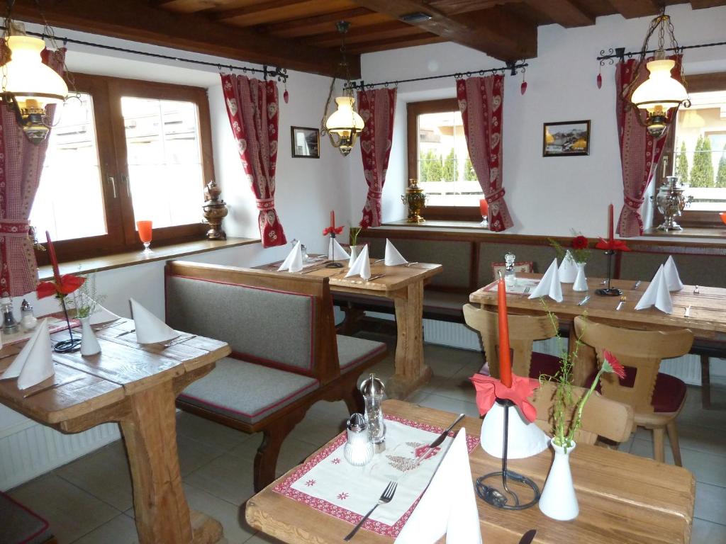 Istumisnurk majutusasutuses Gasthaus Auwirt