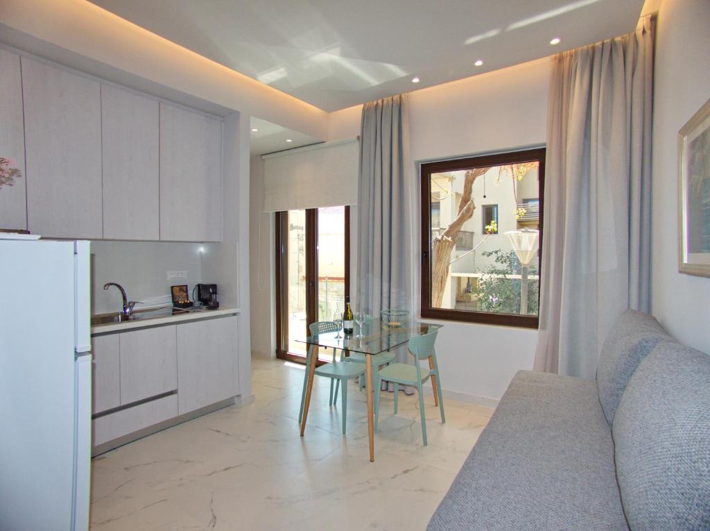 MELINA CITY Apartments