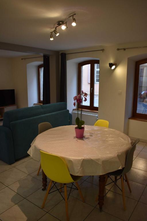 La Tourelle 2 à 4 personnes et 1 bébé – photo 4