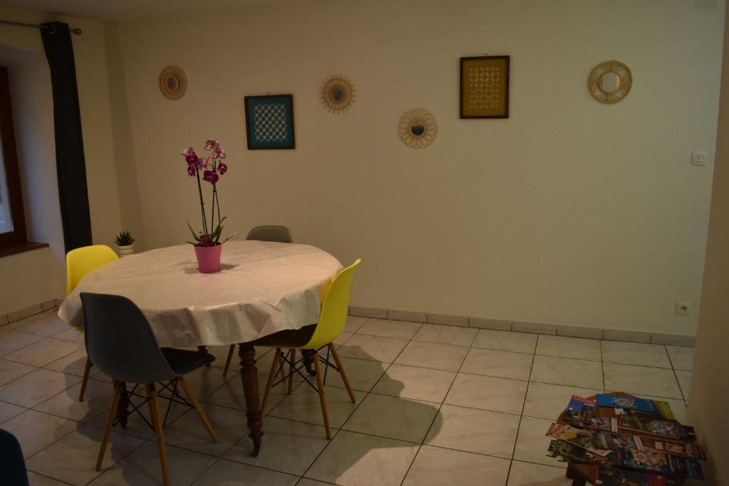 La Tourelle 2 à 4 personnes et 1 bébé – photo 15