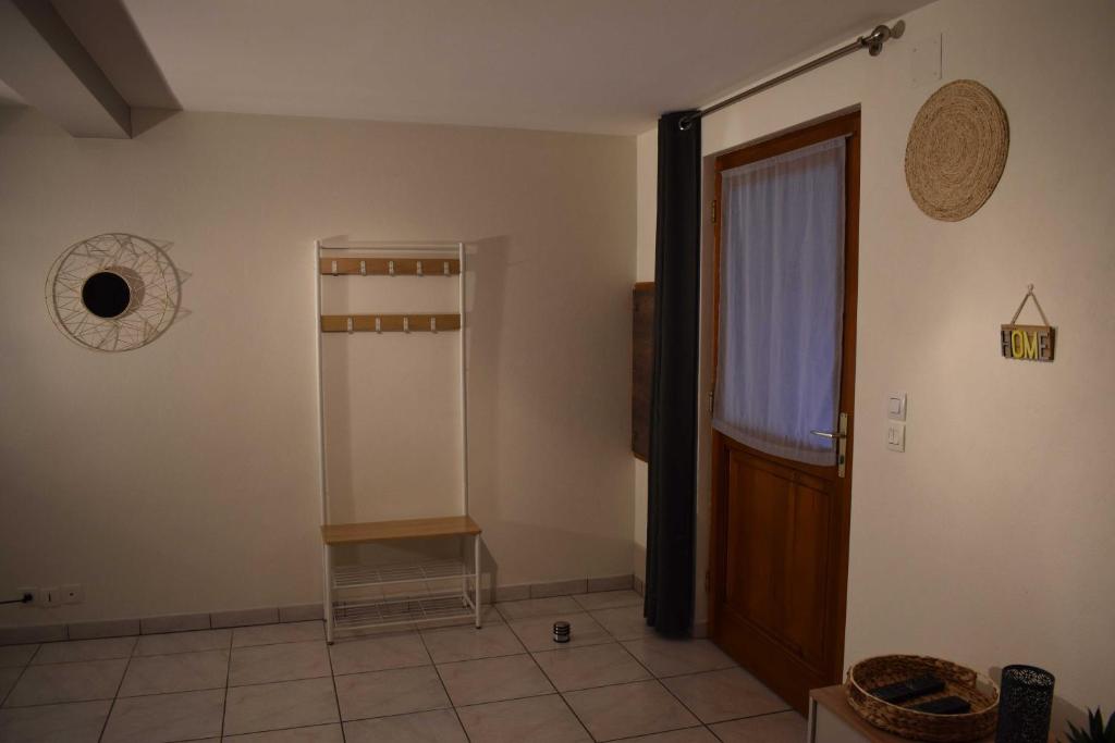 La Tourelle 2 à 4 personnes et 1 bébé – photo 18
