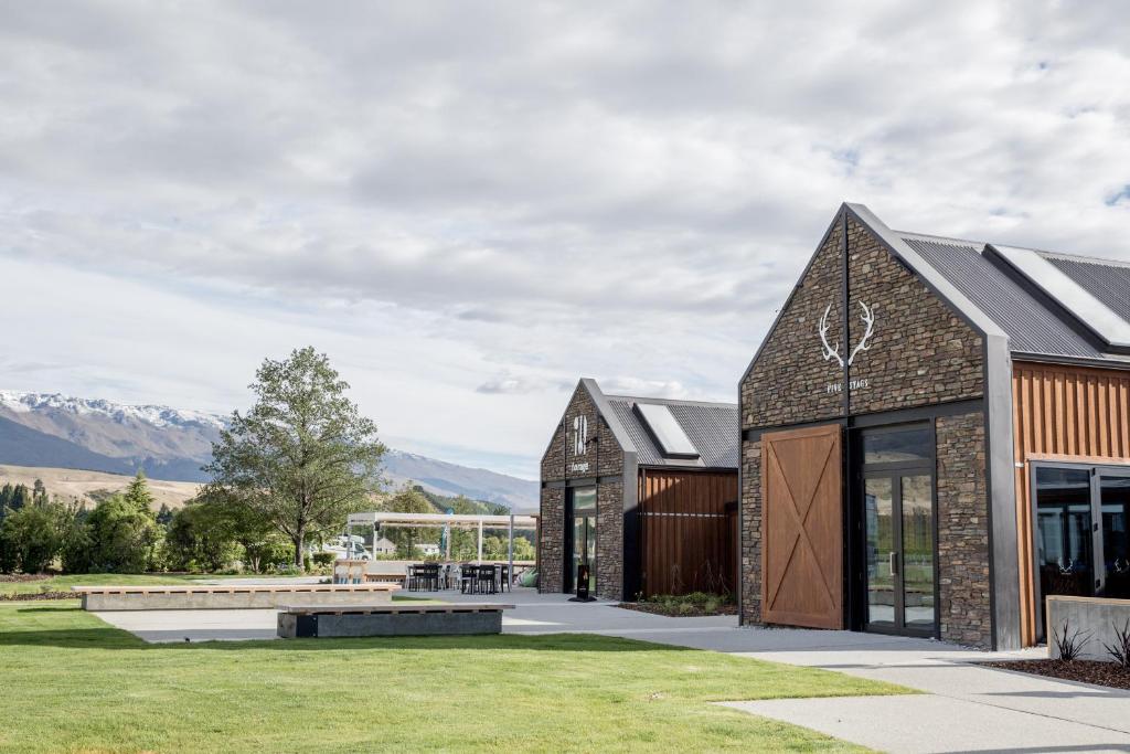 The Harvest Hotel - Resim 42