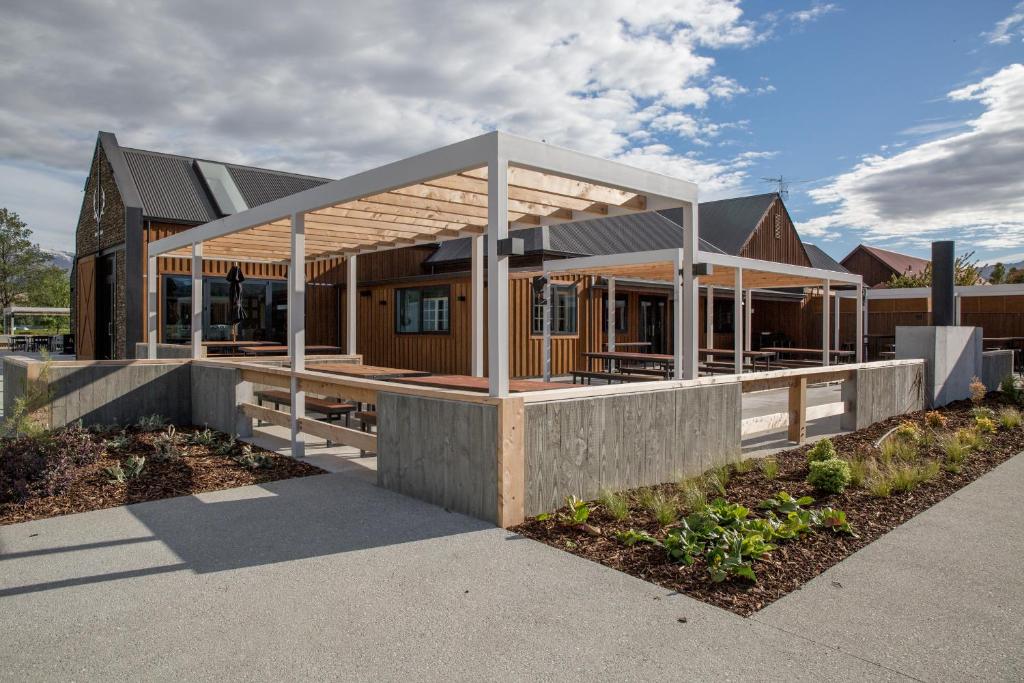 The Harvest Hotel - Resim 20