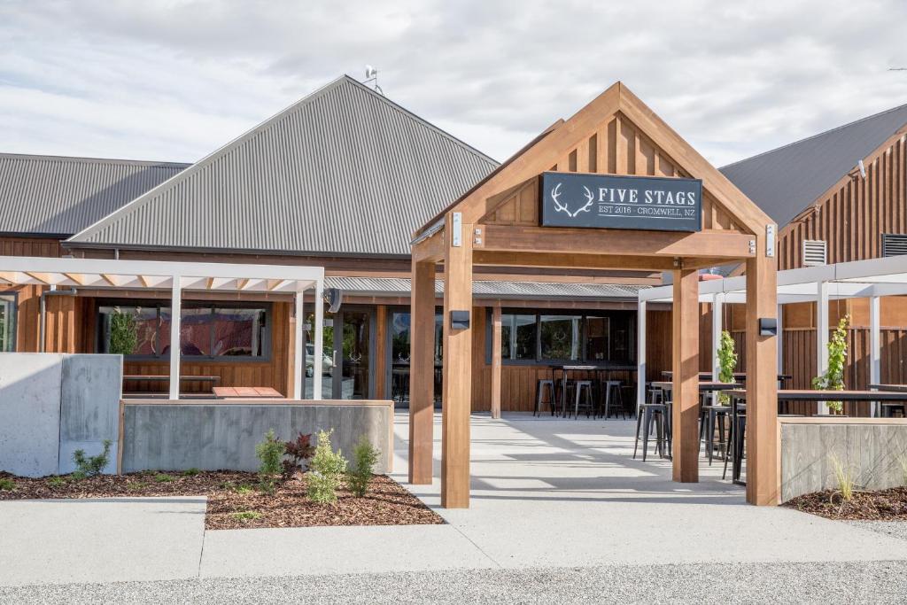 The Harvest Hotel - Resim 26