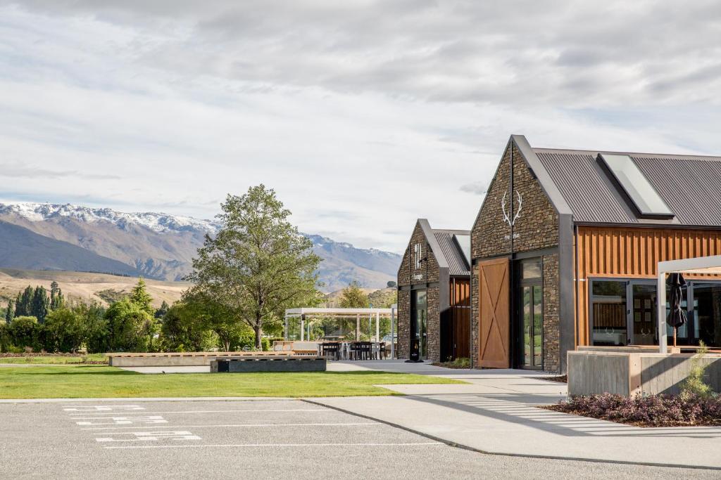 The Harvest Hotel - Resim 17