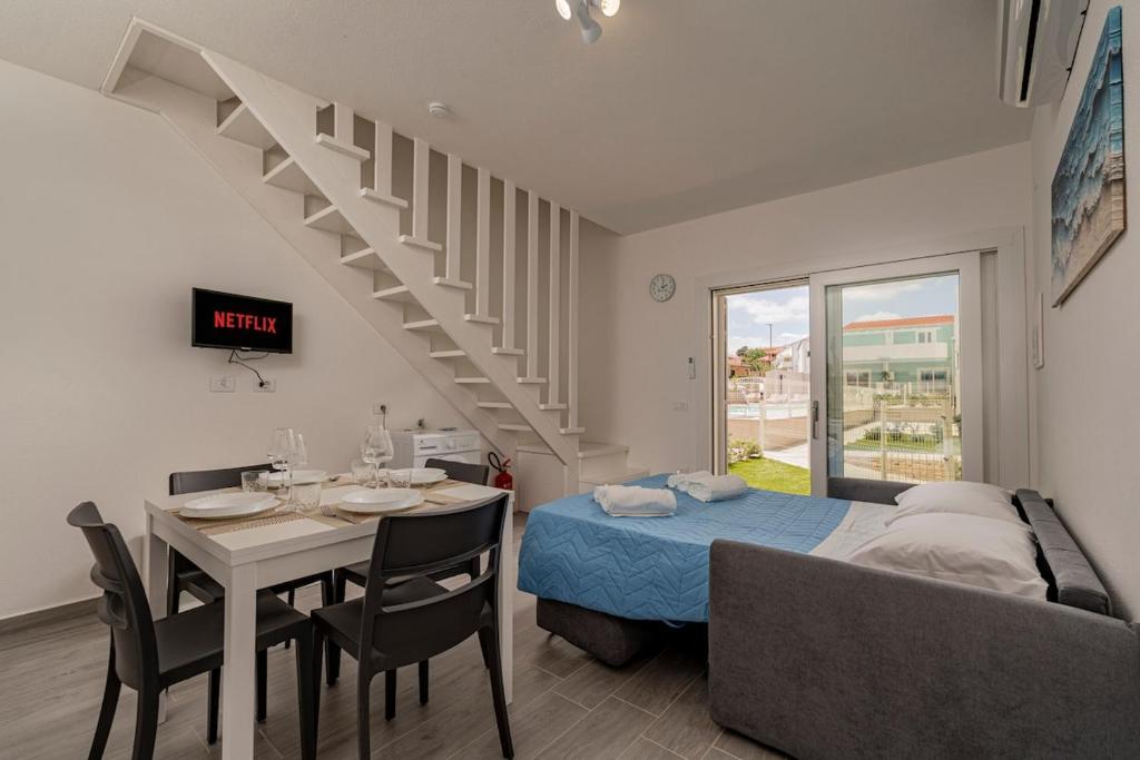 SM Coghinas - Duplex with pool view near beaches