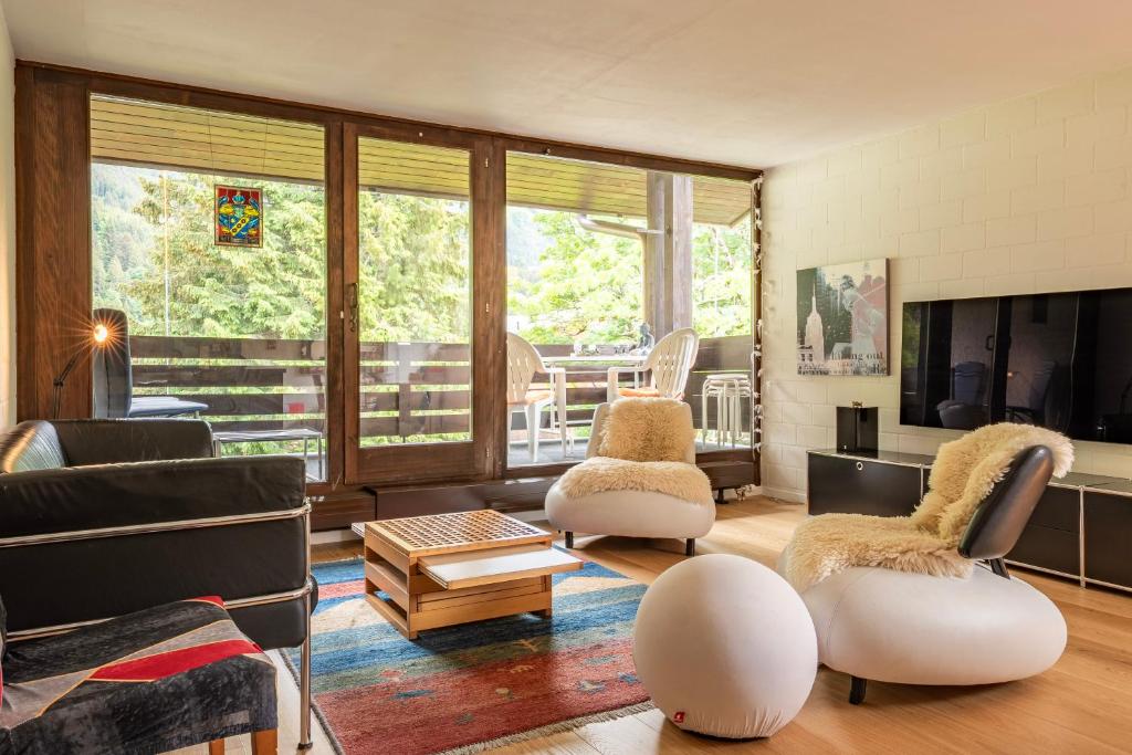 Central Cozy Family friendly Stylish Apartment I View to Jungfrau & Männlichen I Wengen