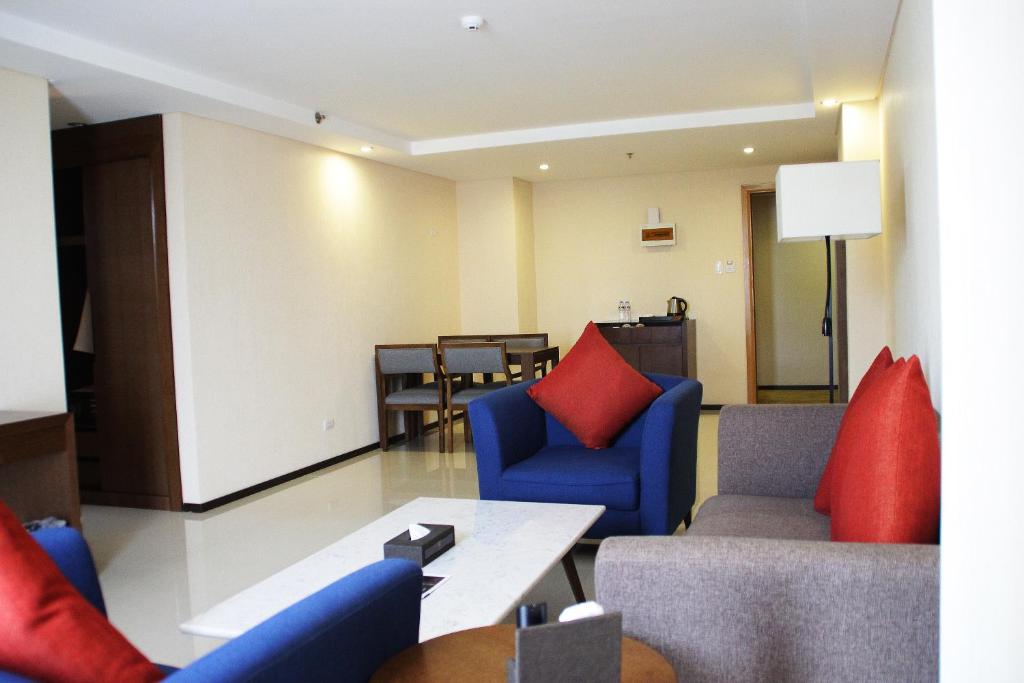 Posezení v ubytování Golden Phoenix Hotel - Manila
