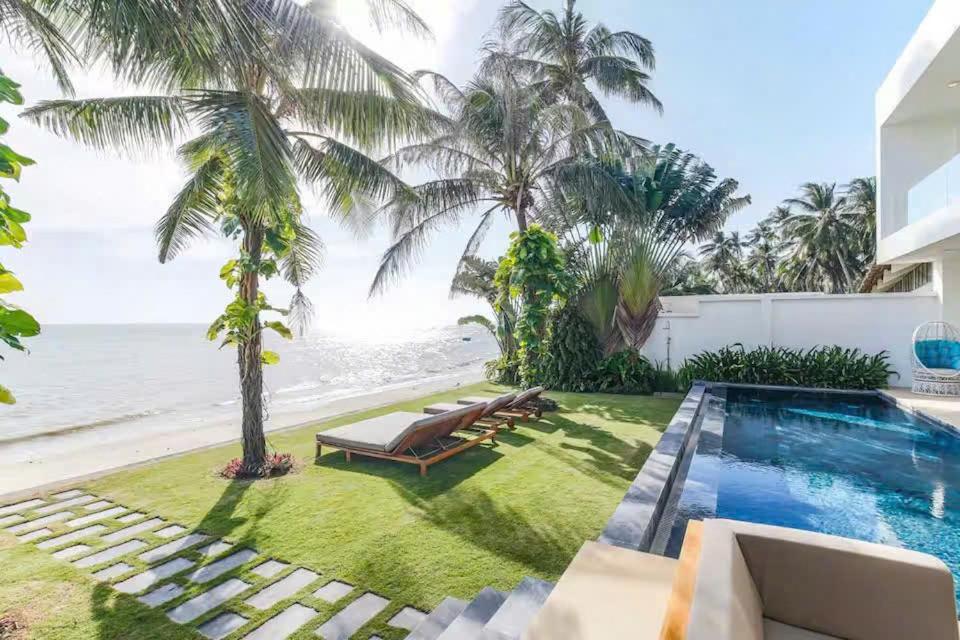 biệt thự biển Nha Trang có hồ bơi không