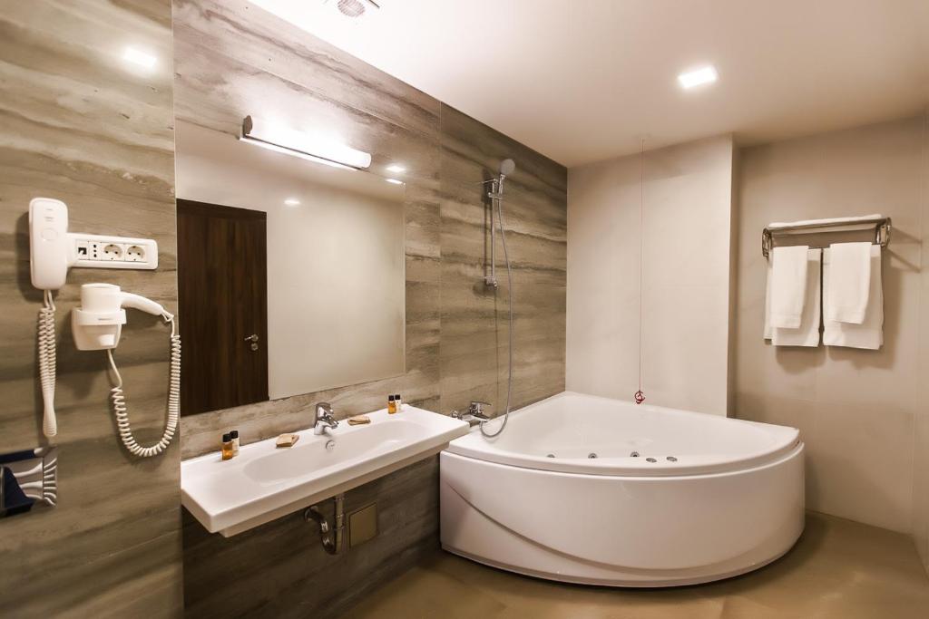 Un baño de Grand Hotel Belvedere