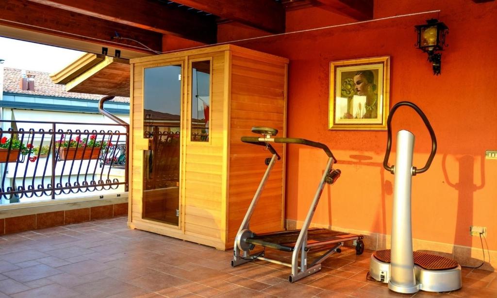 Fitness centrum a/nebo fitness zařízení v ubytování Hotel Benaco