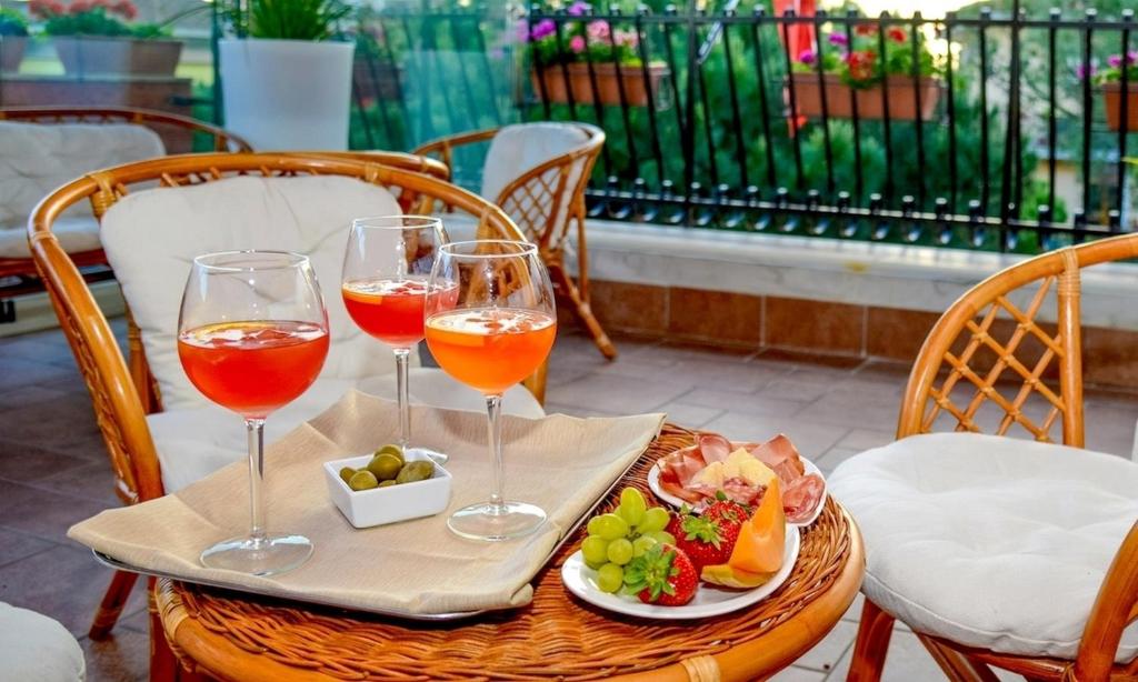 Nápoje v ubytování Hotel Benaco