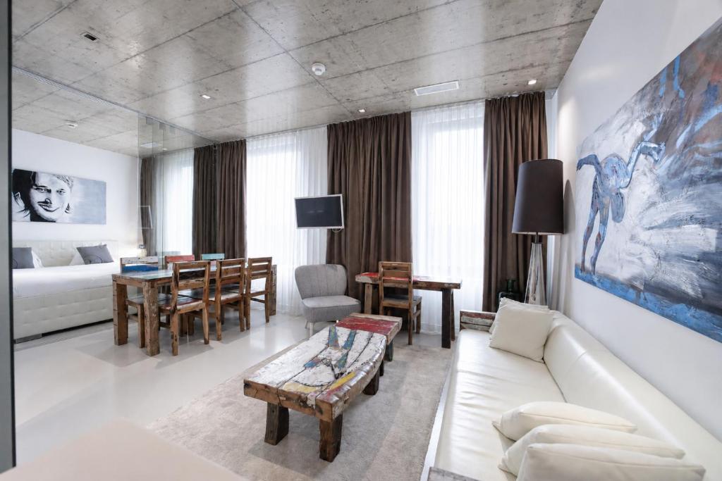 VISIONAPARTMENTS Wolframplatz - contactless check-in - 