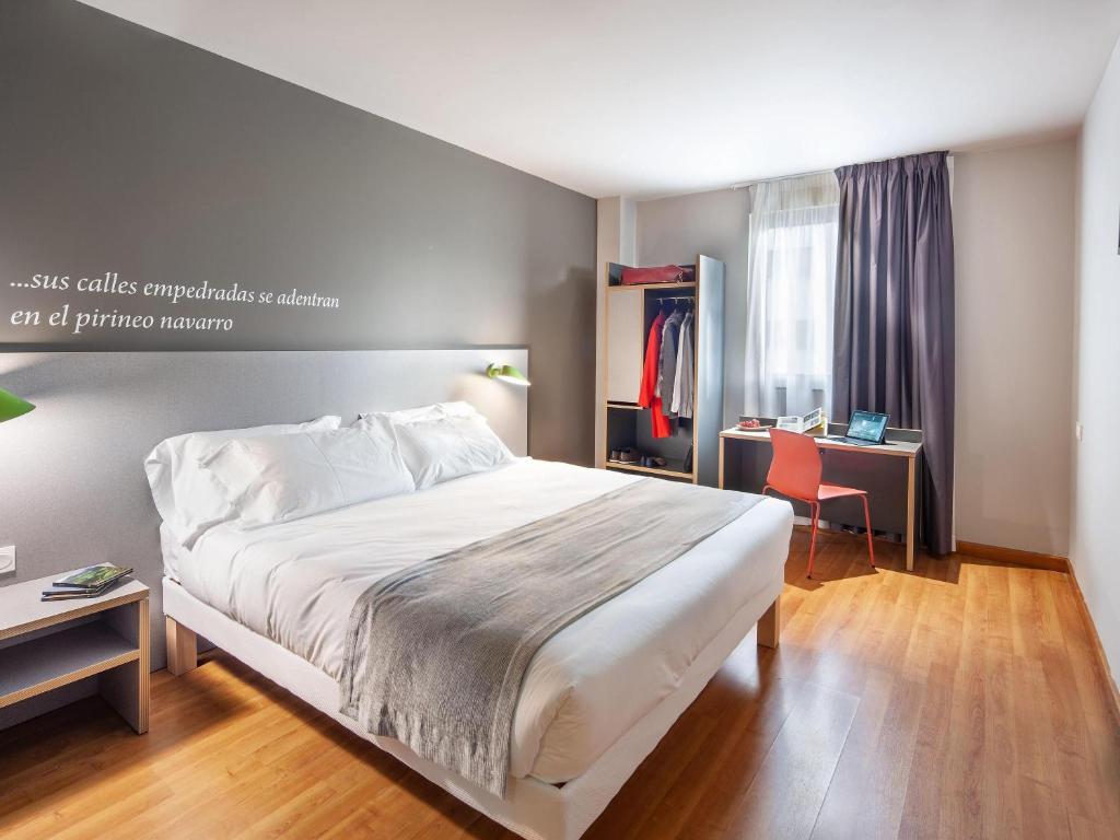 ibis Styles Pamplona Noain - Standard Family Suite With Two Connecting Rooms