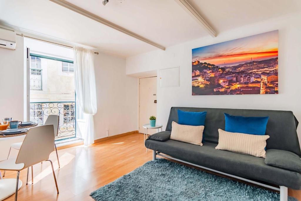 2BR Alfama Lisbon Stays
