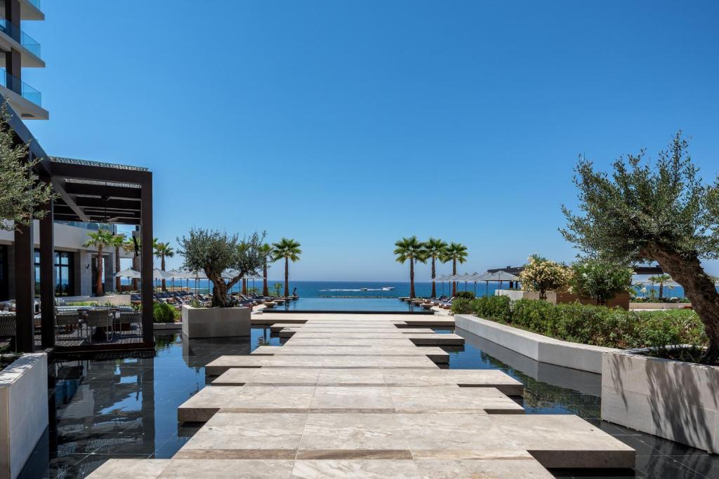 Amara - Sea Your Only View™ - Housity