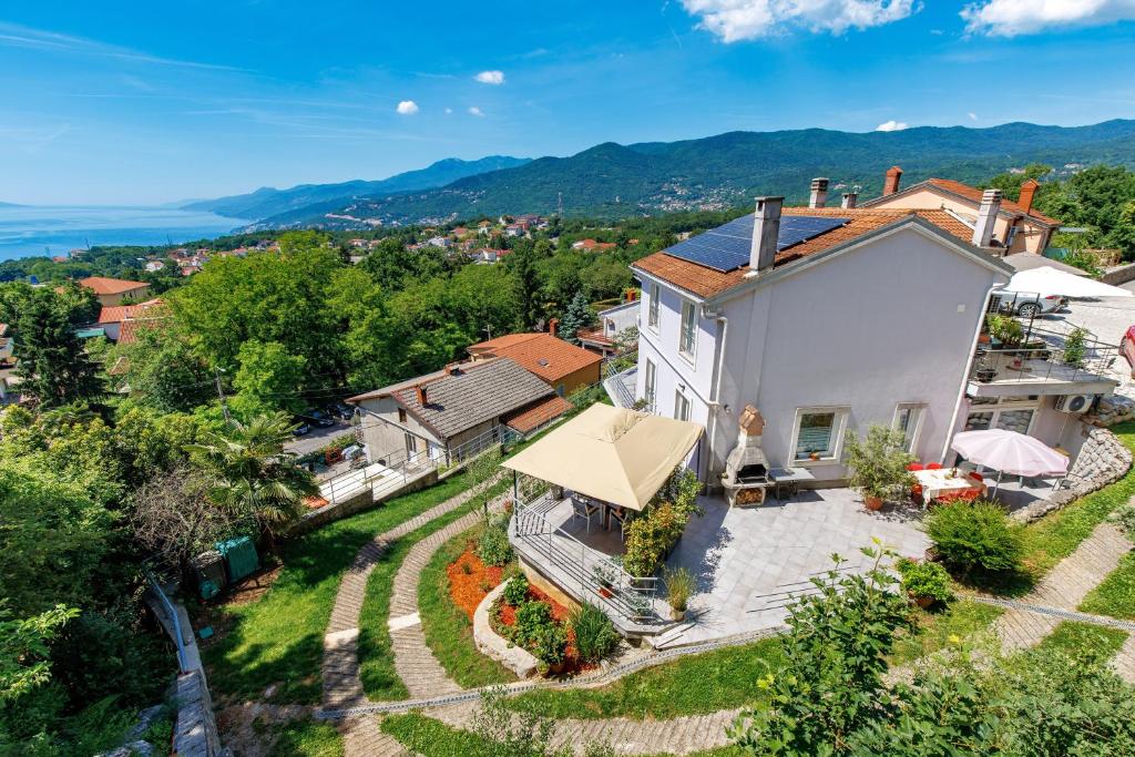 an aerial view of a house at Apartments Bellavista in Matulji