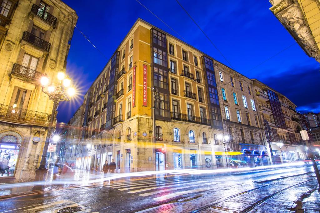 Petit Palace Arana Bilbao, Bilbao – Prezzi aggiornati per il 2023