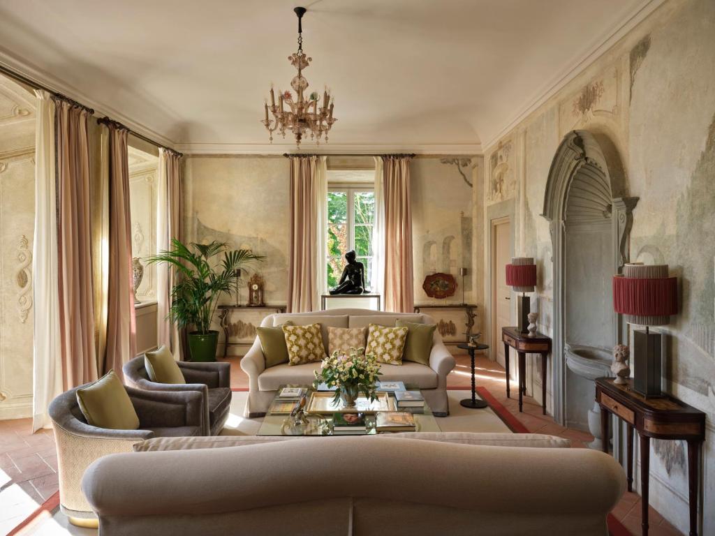 Collegio alla Querce, Auberge Collection
