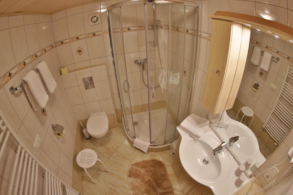Koupelna v ubytování Haus Regina