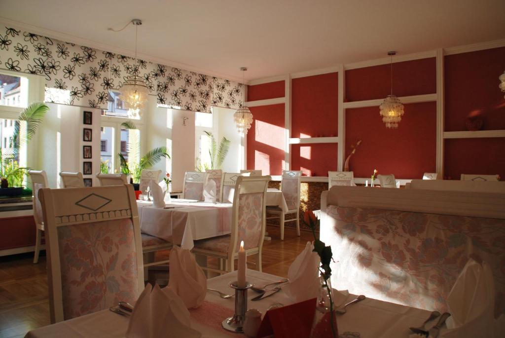 Restaurace v ubytování Hotel Goldener Anker