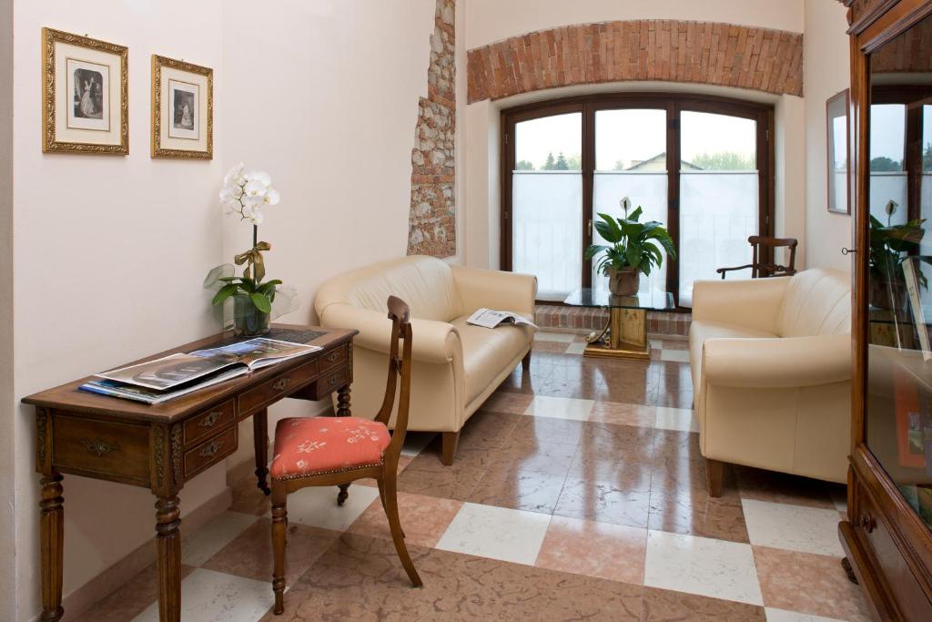 Posedenie v ubytovaní Albergo La Corte Albertina