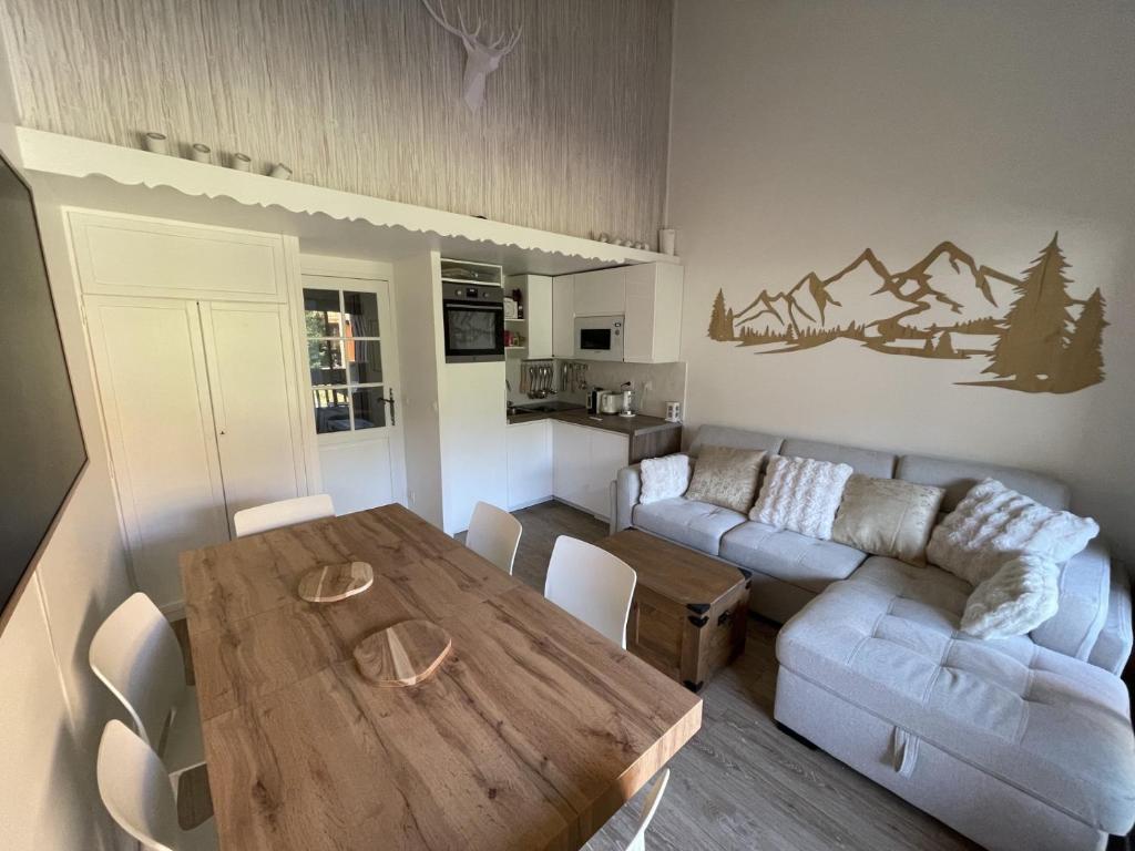 Appartement de charme Meribel Centre et a 200m des pistes