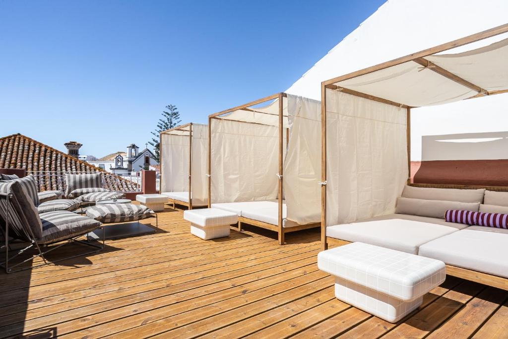 Olivia Boutique Suites & Studios
