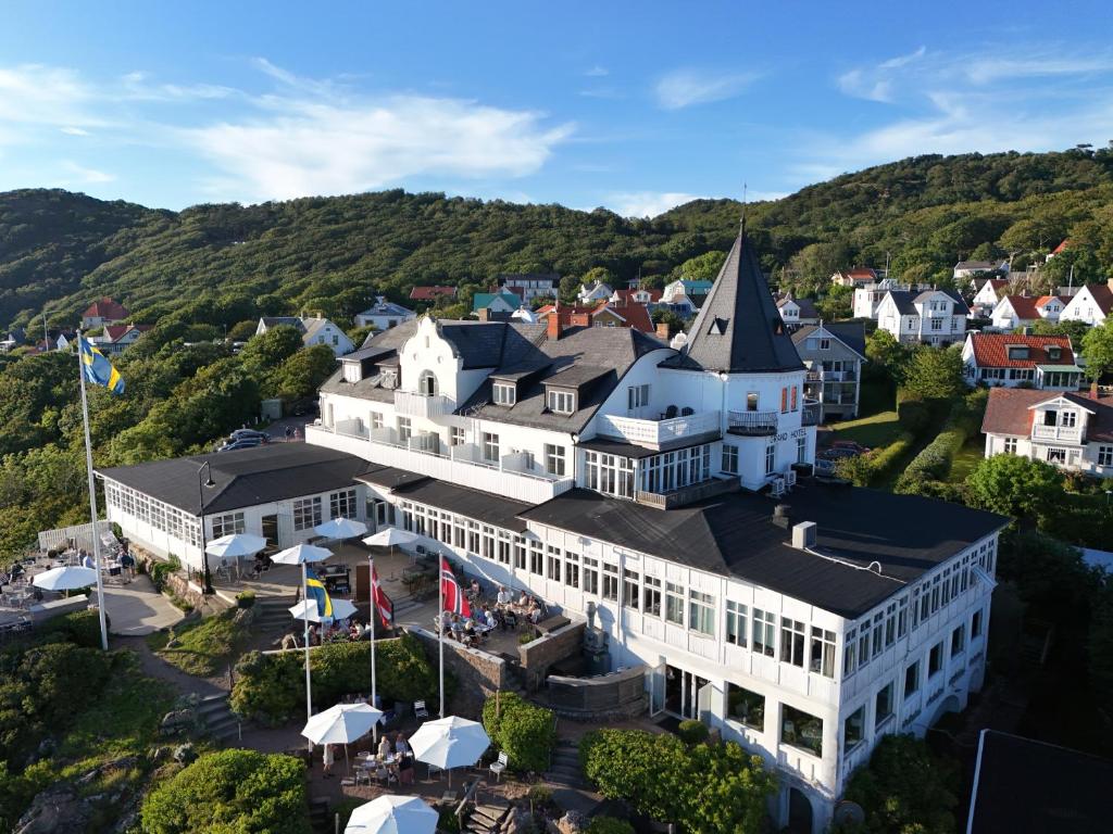 an aerial view of a large white building at Grand Hôtel Mölle in Mölle