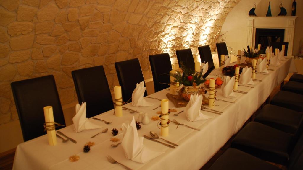 Nápoje v ubytování Hotel Goldener Anker