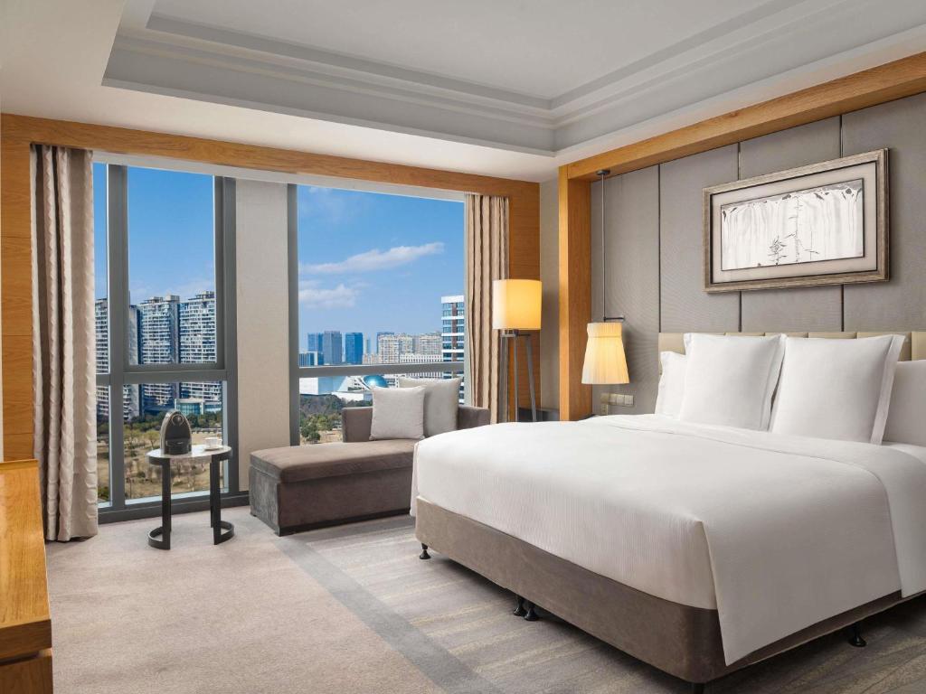 Pullman Haining - 