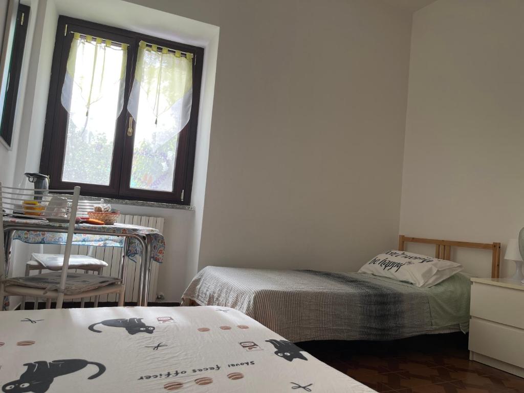 Il Cortile Como Single & Double Room in apartment NO HOTEL photo
