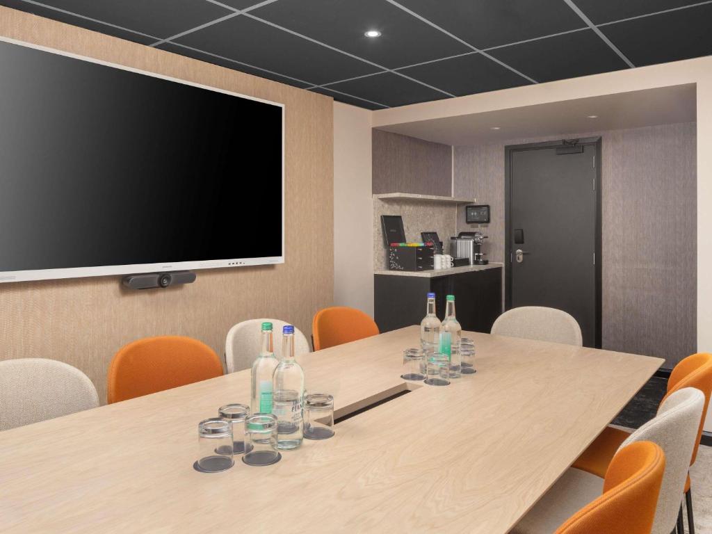 Mercure London Earls Court photo