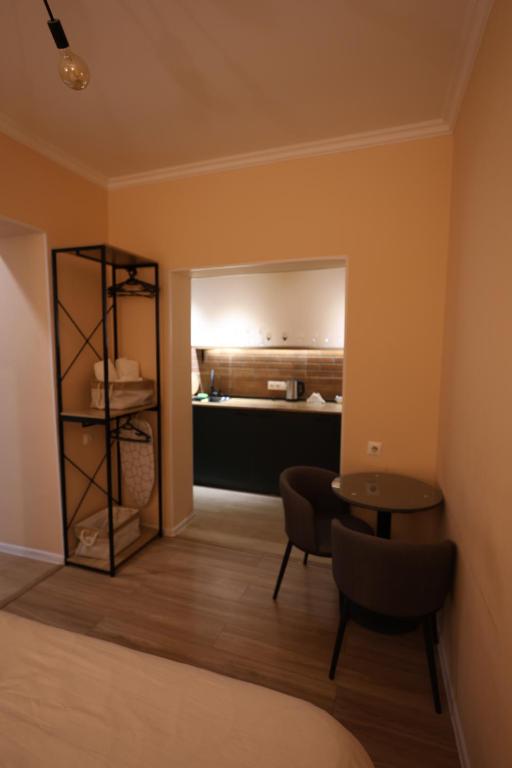فضای داخلی Lika's apartment on Mtatsminda در تفلیس - تصویر ۳