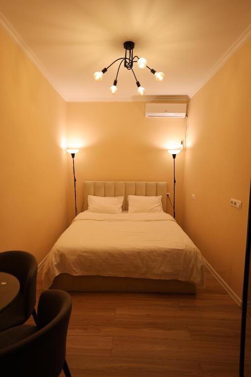 Lika's apartment on Mtatsminda در تفلیس