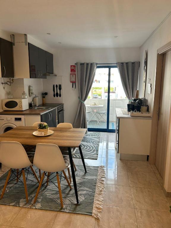 Atlantic Pearl Beach Apartment
