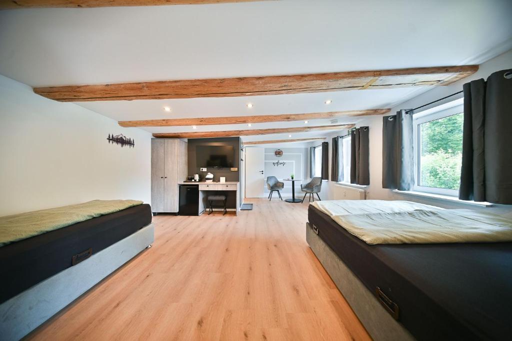 Hotel M&H Apartments - Salzgitter - Camera Familiare Standard